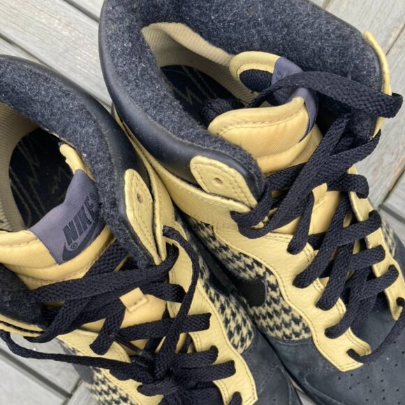 Collectors- Nike Air Force 2 “game select Atari” - Picture 2 of 2